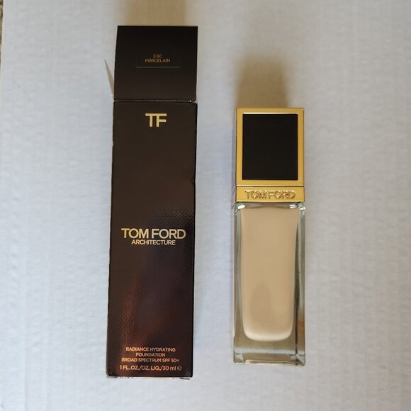 Tom Ford Architecture Radiance Hydrating Foundation SPF 50+ 2.5C Porcelain - Picture 1 of 3